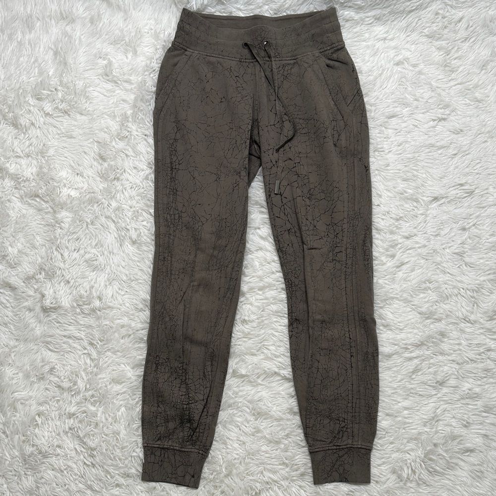 Lululemon Athletica Taupe Cotton Pants
